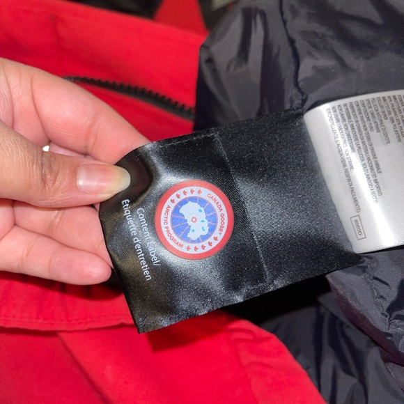 Canada goose womans coat - Picture 11 of 16